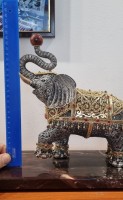 большая фигурка индийского слона из серебра