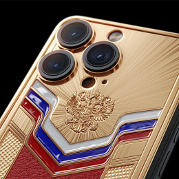 Caviar представил iPhone Президент, украшенный символами России