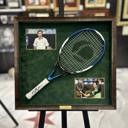 Даниил Медведев (теннисная ракетка с автографом)