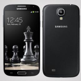 Специально для России Samsung Black Galaxy S4 и S4 Mini в корпусе с добавлением искусственной кожи