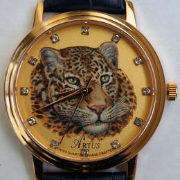 Часы леопард