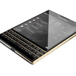 Blackberry Passport Black & Gold Edition