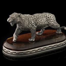 Леопард (серебро, яшма) L=16 см