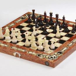Шахматы из янтаря "Арабески Марин"