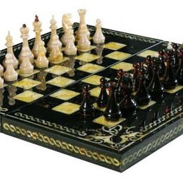 Шахматы из янтаря «Арабески Тина»
