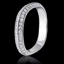 Квадратное кольцо с бриллиантами