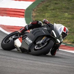 Новый мотоцикл Ducati, который покорит гоночные треки
