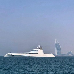 Яхта Андрея Мельниченко обнаружена на архипелаге Мир в Дубае