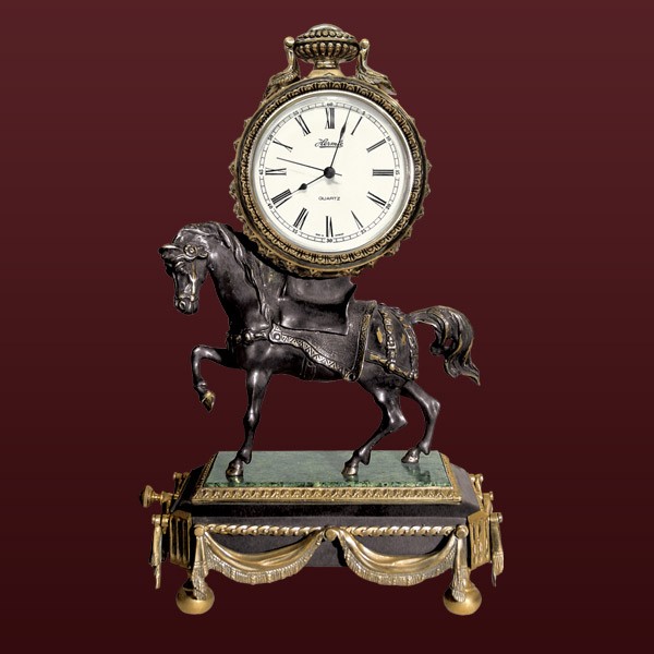 Часы из бронзы "Конь"