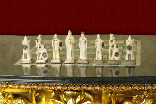 Шахматы из слоновой кости Империя