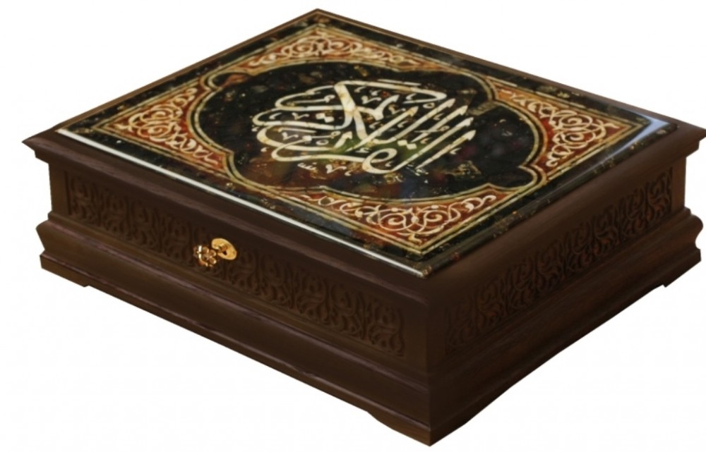Шкатулка под Коран (дуб, янтарь)