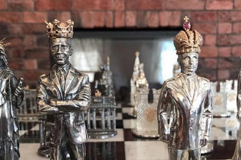 Шахматы из серебра Современная история