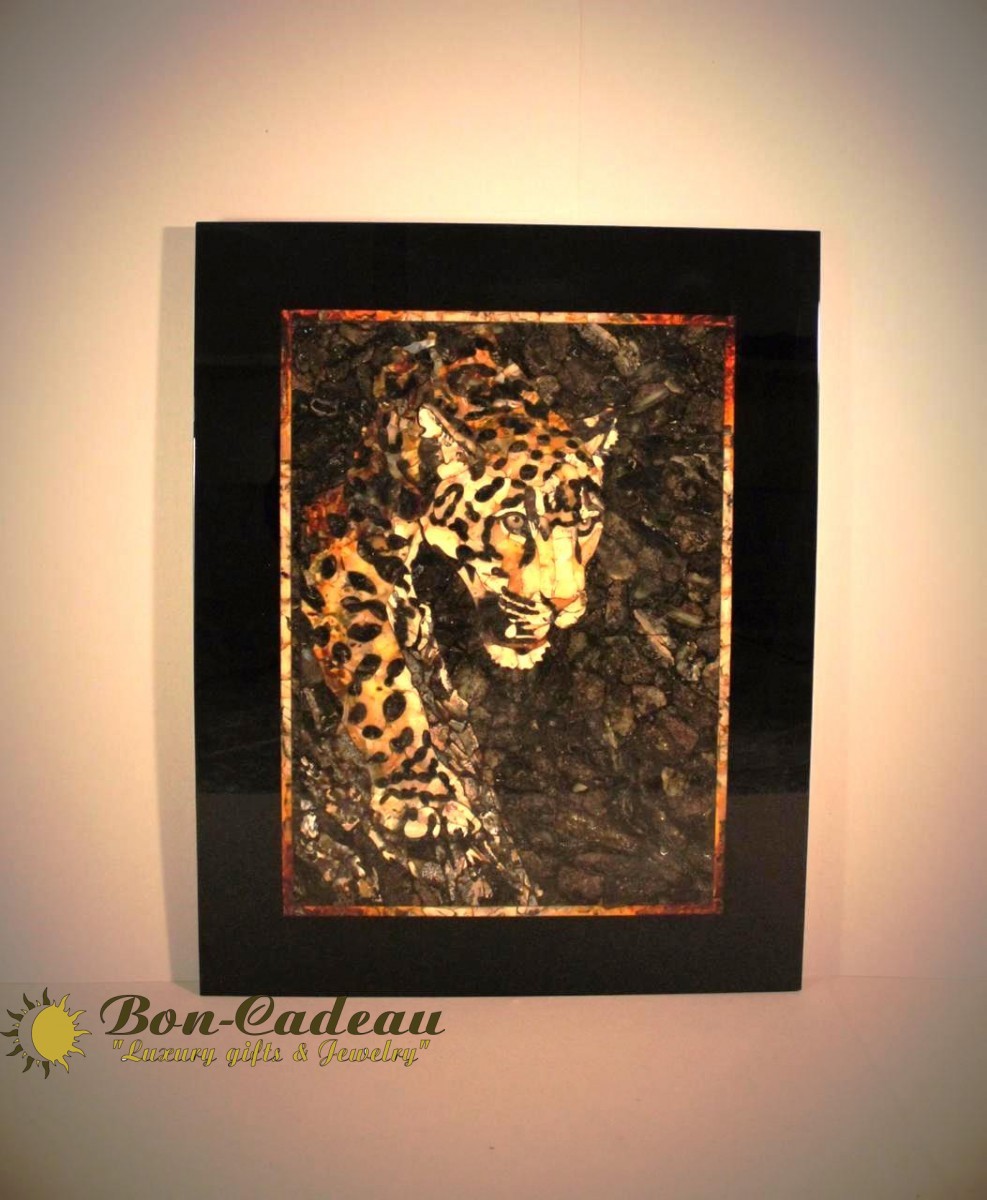 Панно Леопард мозаика из янтаря