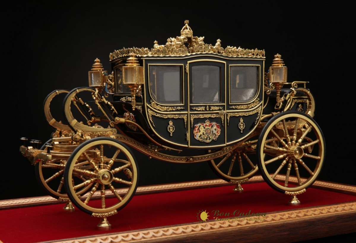Модель 1:15 карета Бриллиантового юбилея королевы Великобритании