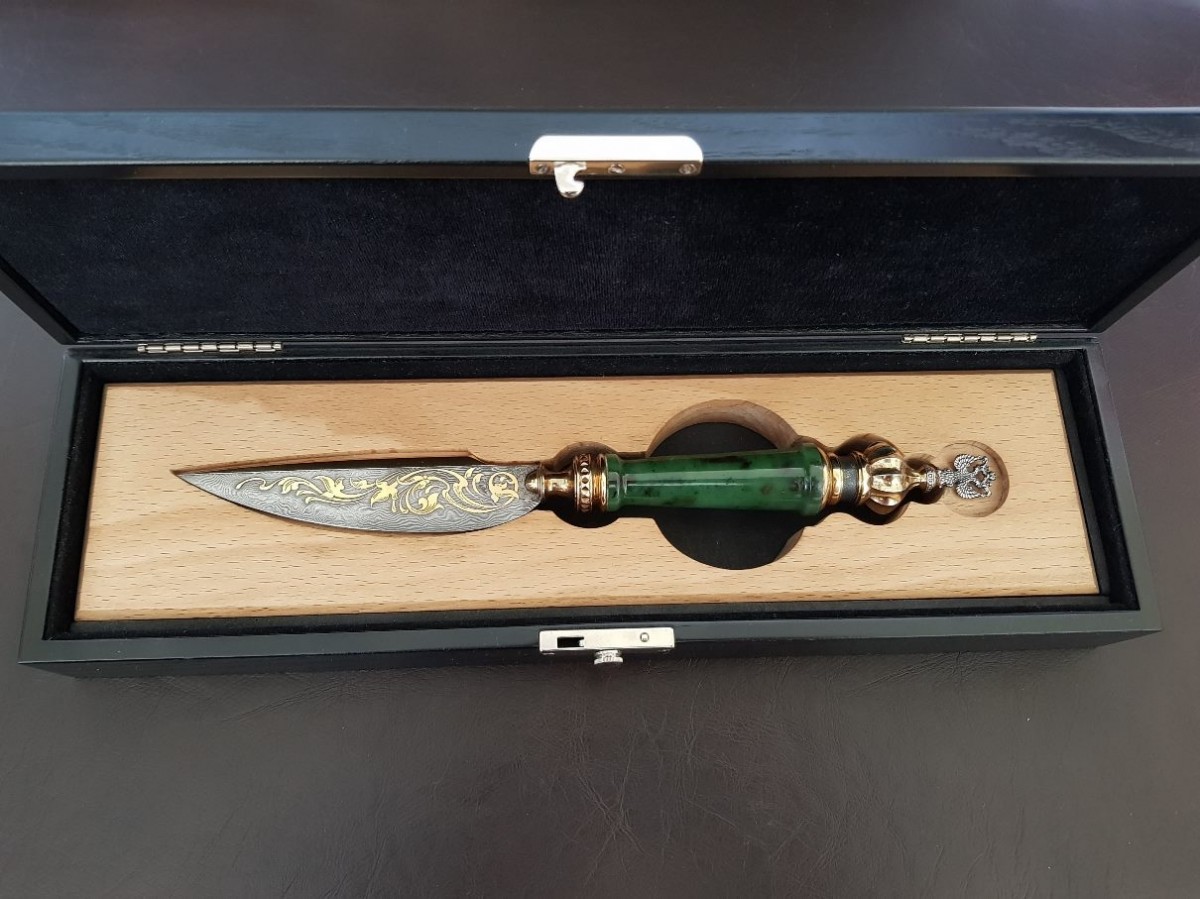 Конвертный нож Купол (нефрит, золото, дамаск)