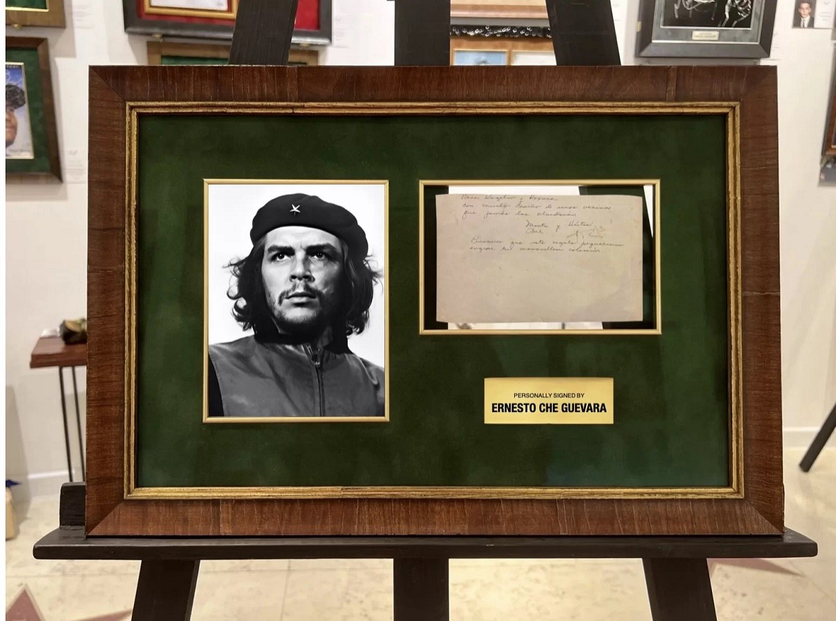 Эрнесто Че Гевара (фото с собственноручной подписью и автографом)